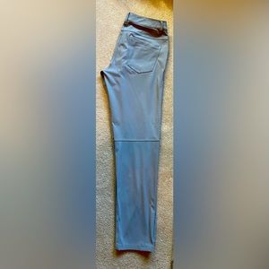 Men’s Lululemon ABC warpstreme fabric classic pants 31x32